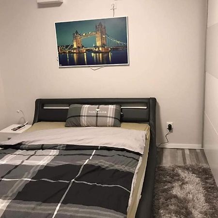 Privatzimmer Bina In Trier Exteriör bild